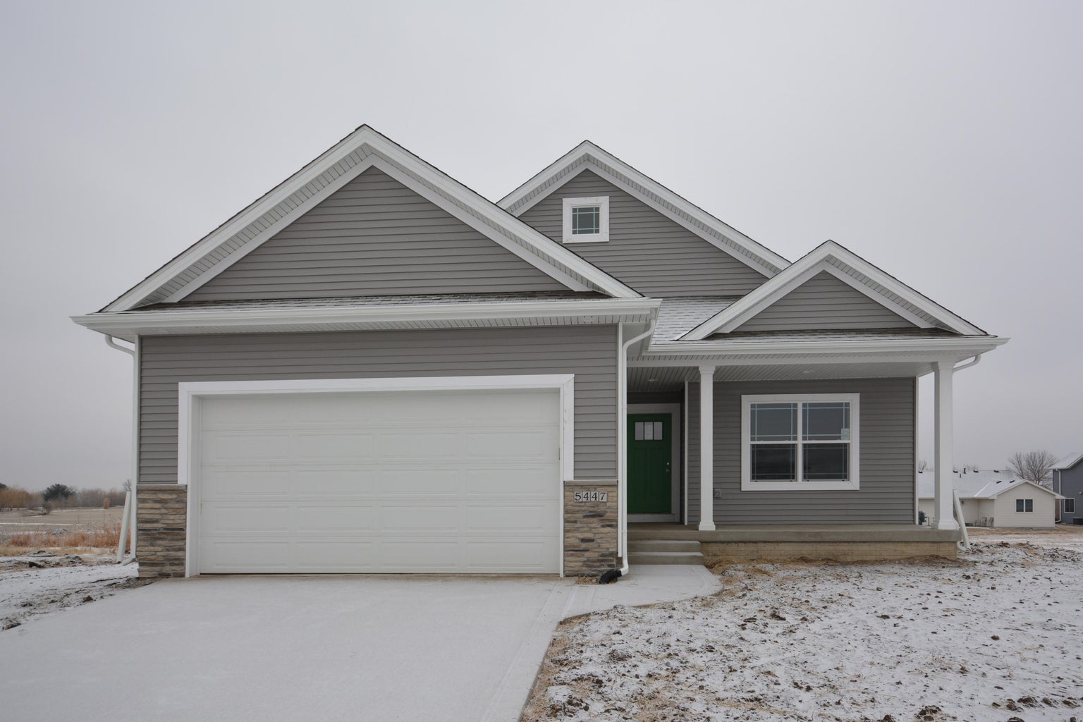 5447 Rowling Drive