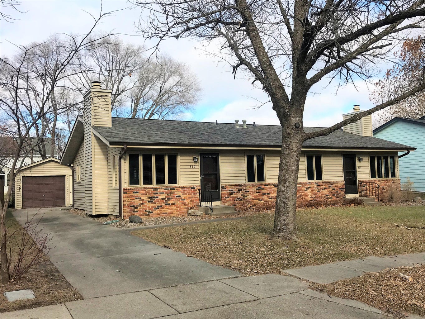 319 Opal Circle - 319