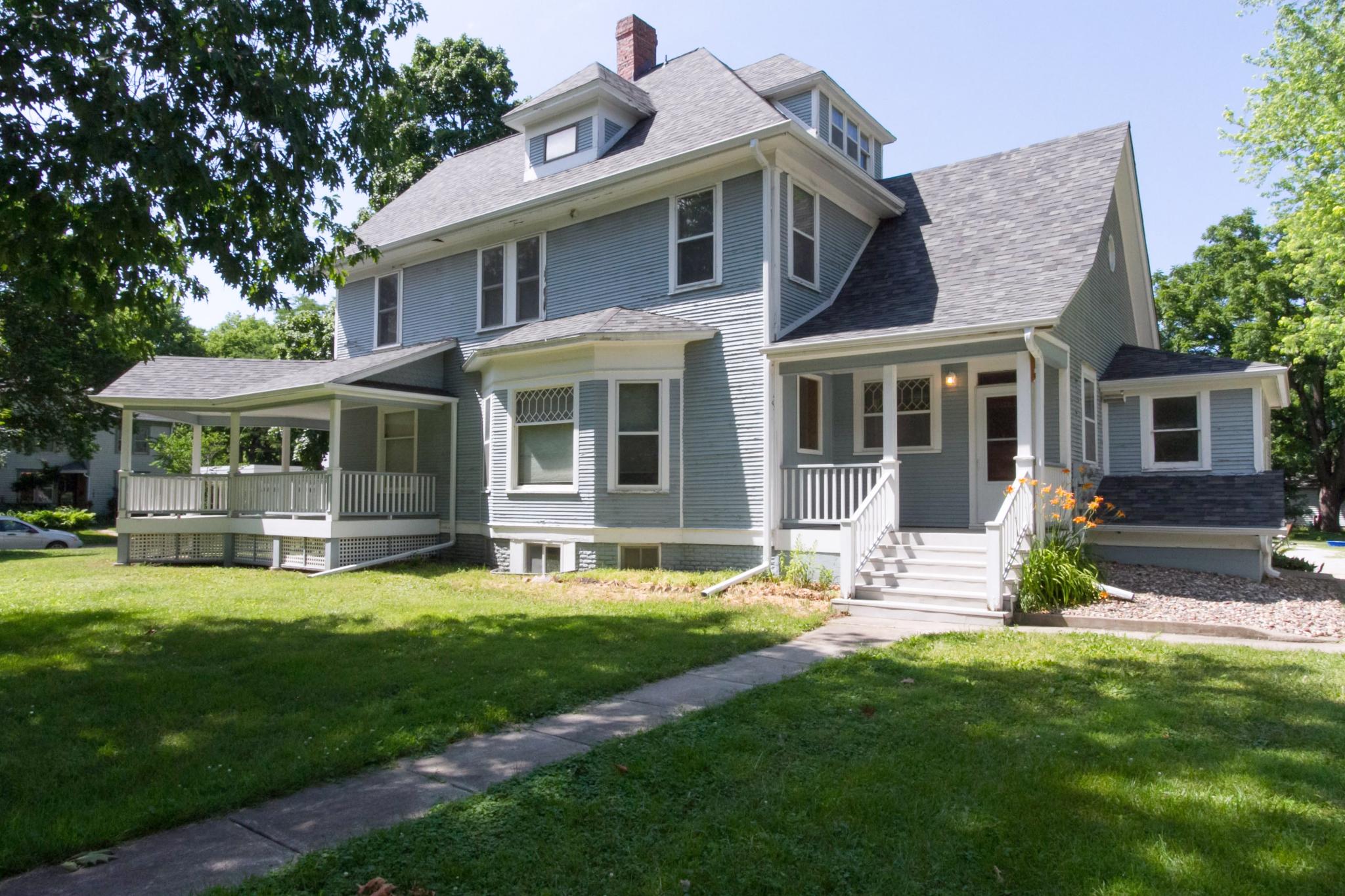 702 Carroll Avenue, Unit 2